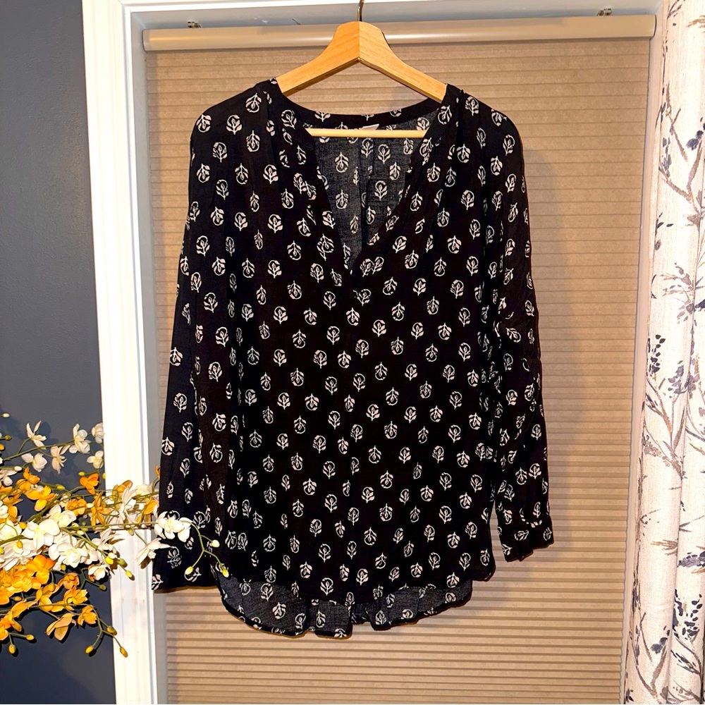 XL blouse from Old Navy, 100% Rayon. Dark grey with floral pattern